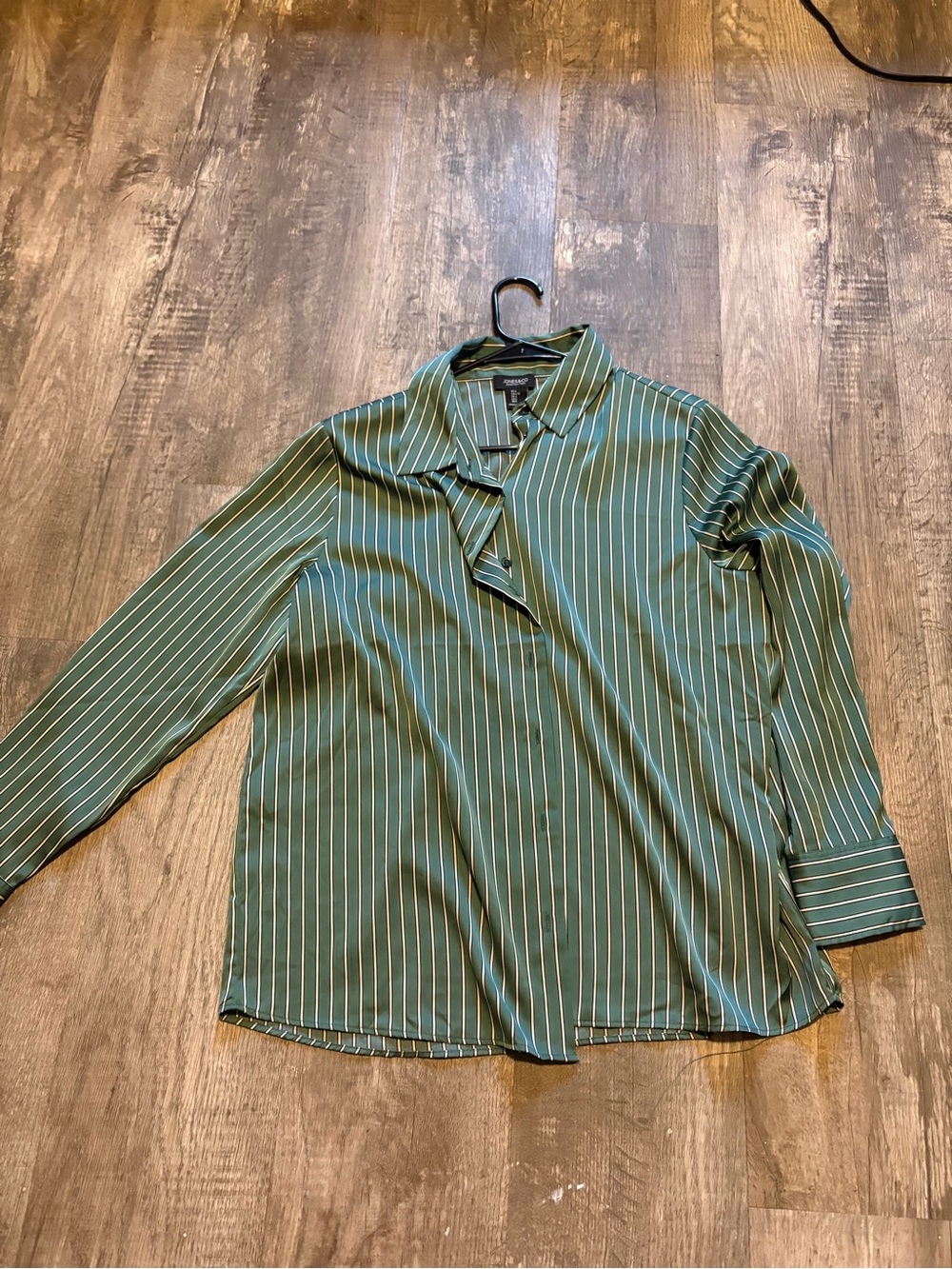 Button Down - Picture 2 of 4